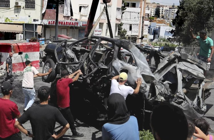 صحة لبنان :  34 شهيدا وجريحا في غارات إسرائيلية علي البقاع