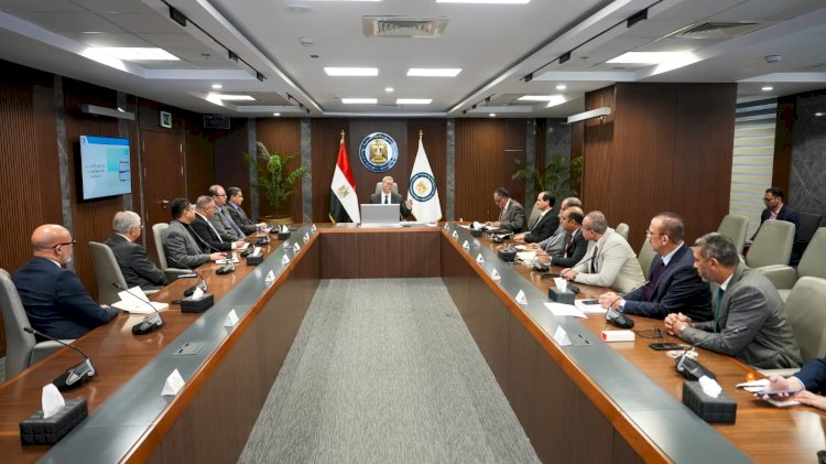 وزير البترول يتابع مع شركات الخدمات العالمية تطوير تكنولوجيا حفر الآبار