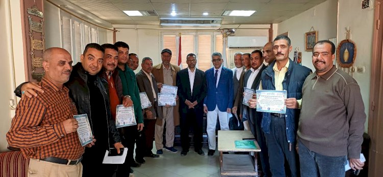 تكريم  مديري الابتدائي المتميزين ضمن مبادرة القائد الفعال بتعليم ابو تشت