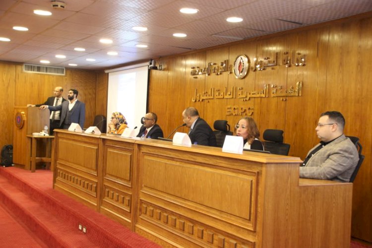 هيئة البترول تستعرض منظومة عقود الجيل الجديد فى مجال الحفر