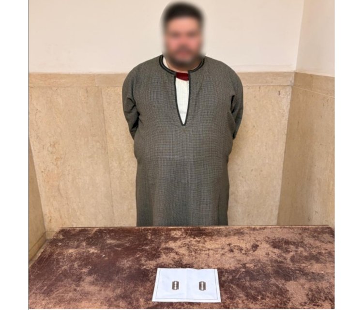 القبض علي بائع لقيامه بضرب ربة منزل لخلافات الجيرة بالجيزة