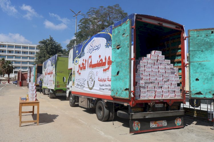 محافظ سوهاج يتفقد وصول 10 آلاف كرتونة مواد غذائية لتوزيعها على الأسر الأكثر احتياجا