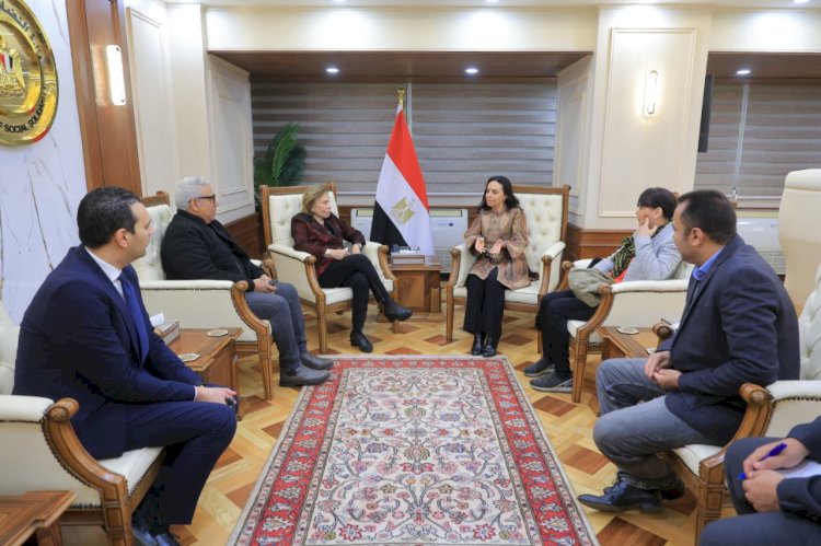 وزيرة التضامن الاجتماعي تلتقي وفد مهرجان أسوان الدولي لأفلام المرأة