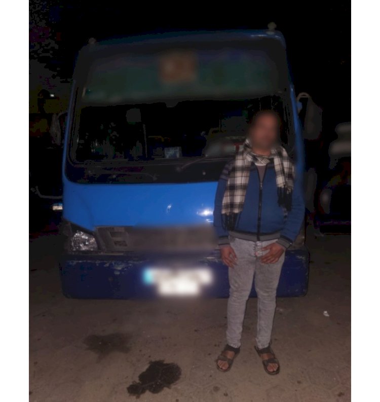 نكشف فيديو  قيام قائدى سيارتي نقل جماعى بالسير برعونة بالقليوبية