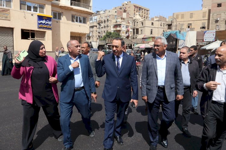 محافظ سوهاج يتفقد أعمال الرصف بمحيط مستشفى سوهاج