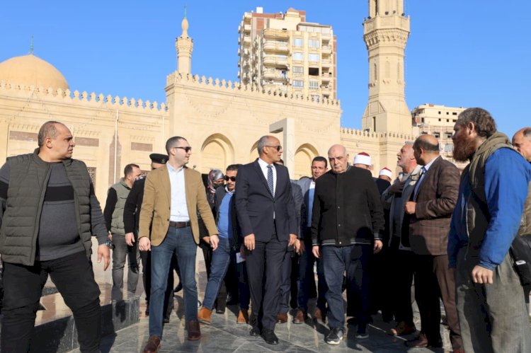 محافظ كفرالشيخ يتفقد أعمال تطوير المرحلة 2 من الميدان الإبراهيمي بدسوق