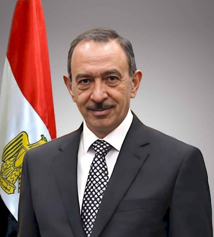 راشد  يستعرض الموقف التنفيذي لمبادرة الرئيس لإنهاء قوائم انتظار العمليات