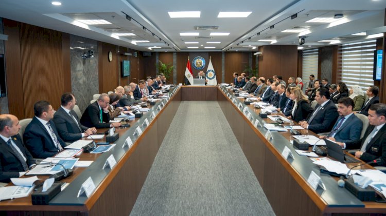 وزير البترول يرأس جمعية الشركة المصرية القابضة للغازات الطبيعية