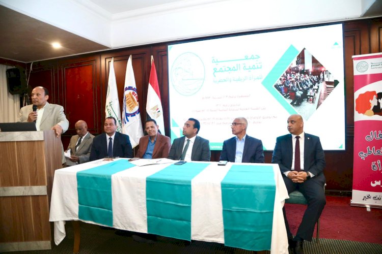 قنا تحتفل مع جمعية تنمية المجتمع للمرأة الريفية والحضرية باليوم العالمي للمرأة