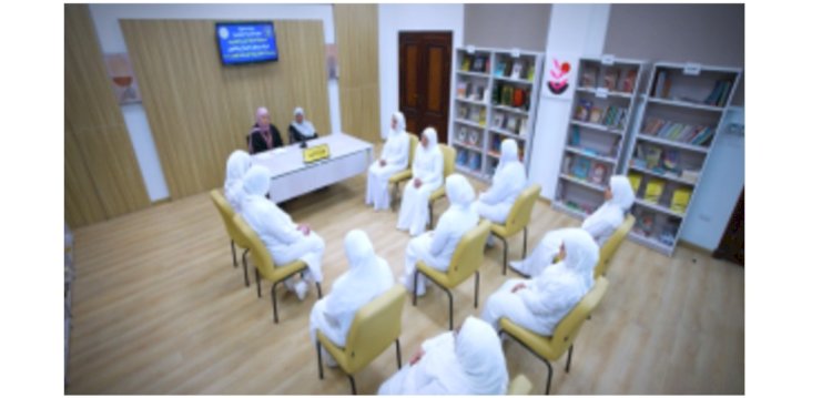 الداخلية تكرم حفظة القرآن الكريم بمراكز الإصلاح والتأهيل بمناسبة ليلة القدر