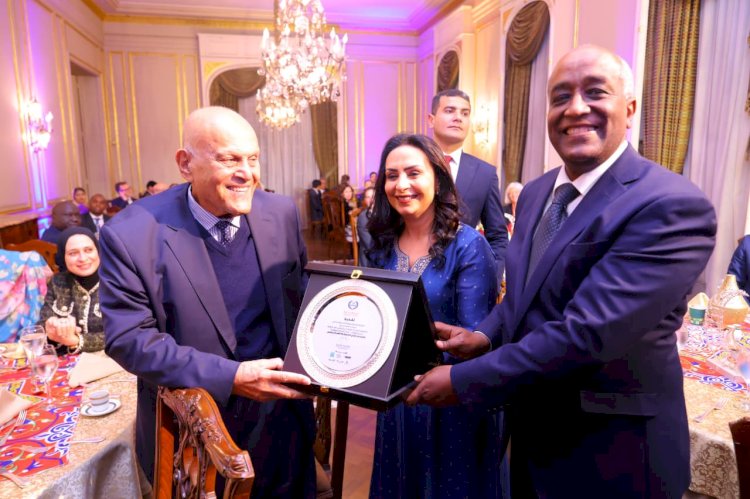 "مايا" تشهد احتفالية "سحور العطاء- تكريم الأثر والمسؤولية" بالنادي الدبلوماسي