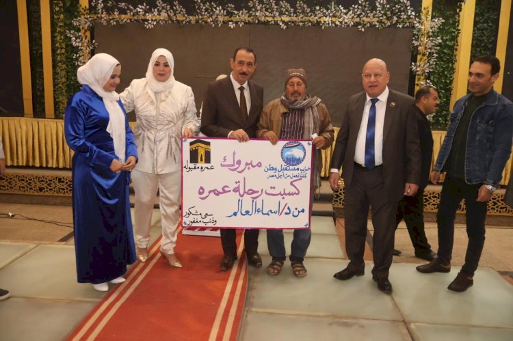 محافظ سوهاج يشارك عمال النظافة إفطار “جبر الخواطر”