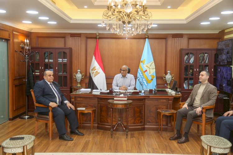 محافظ كفرالشيخ يبحث مع وفد نقابة المحامين تعزيز التنمية وترسيخ سيادة القانون
