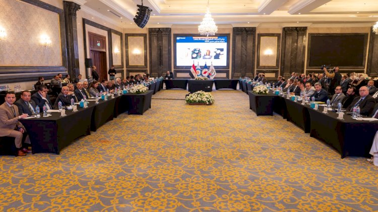 وزير البترول يرأس الجمعية العامة لشركة الإسكندرية للزيوت المعدنية «أموك»