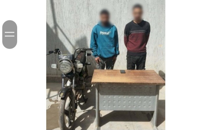 ضبط المتهمين  بسرقة محمول سائق توك توك  بالجيزة