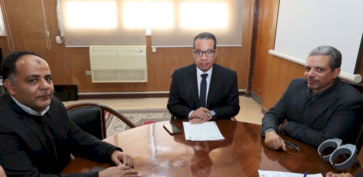 إعداد خطة متكاملة لترشيد استهلاك الطاقة ورفع كفاءة الموارد بجامعة قنا