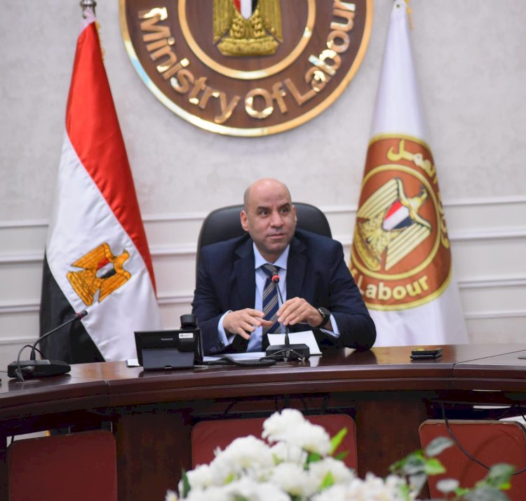 الخميس إجازة مدفوعة الأجر للعاملين بالقطاع الخاص
