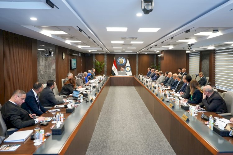 وزير البترول يرأس جمعية شركة صان مصر ويؤكد الشركة قادرة علي الانطلاق عالميا