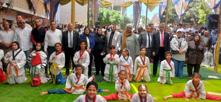 مدير عام الشؤون التنفيذية بتعليم قنا تشهد ختام الأنشطة التربوية بأبوتشت
