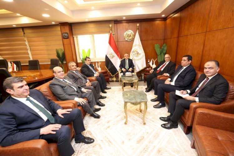 وزير العدل يباشر مهامه من مركز الدراسات ويلتقي نادي مجلس الدولة