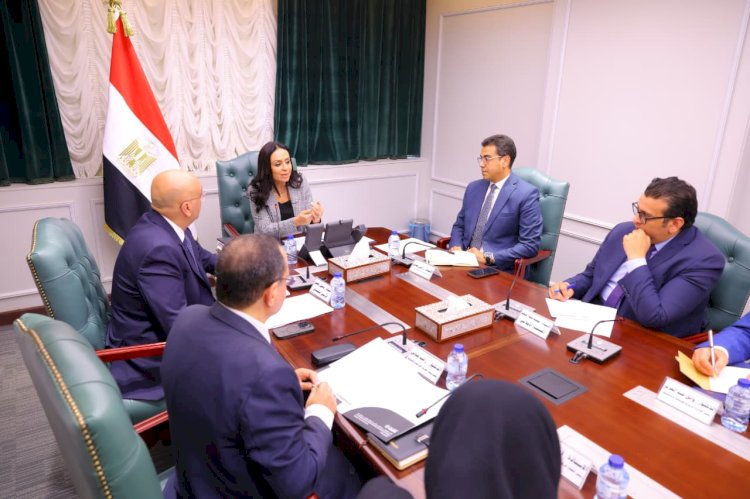 "مايا وباسل"  يبحثان تفعيل الاستراتيجية الوطنية للحرف اليدوية