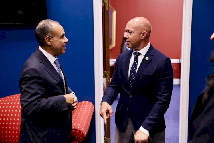 وزير الخارجية يلتقي رئيس لجنة الشئون الخارجية بمجلس النواب الأمريكي