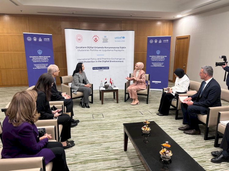 وزيرة التضامن تبحث مع وزيرة الأسرة التركية التعاون في مجالات الاسرة المختلفة بأنقرة