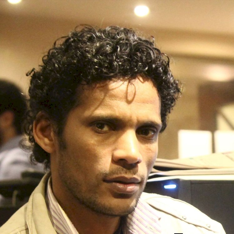 من ديوان أموت ليظل اسمها سرا للشاعر الكبير الراحل سيد العديسي