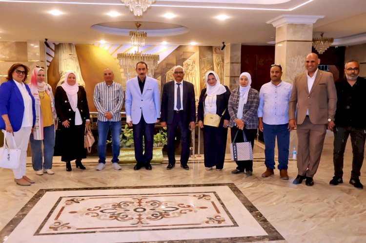 محافظ سوهاج يستقبل مؤسسة " إيدينا مع بعض " لتنفيذ قافلة أطراف صناعية مجانية