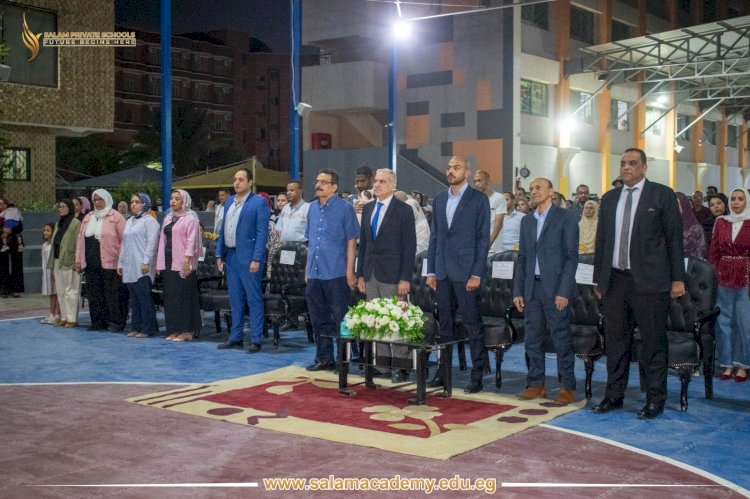 جامعة أسوان تشارك فاعليات حفل التخرج بمدارس السلام اكاديمي
