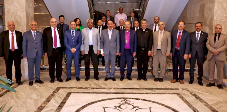 محافظ سوهاج يستقبل رئيس الطائفة الإنجيلية لدعم العمل المجتمعي بالمحافظة