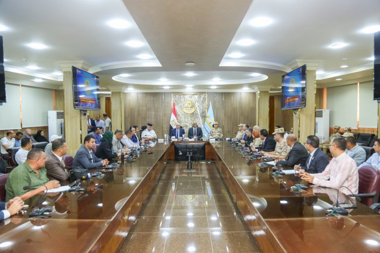 محافظ كفرالشيخ يترأس اجتماعًا لنقل خبرات مشروع التدريب العملي المشترك صقر 150