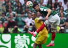 منتخب المكسيك يستهل أولى مبارياته في كأس العالم بالفوز على منتخب جنوب افريقيا