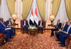 وزير الخارجية يلتقي نظيره السوداني لبحث سبل تعزيز العلاقات الثنائية