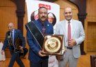 د. عصمت رضوان يفوز بجائزة جامعة الأزهر التقديرية الأولى