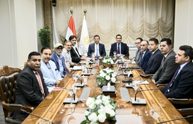 وزيرا الزراعة والرياضة يلتقيان الهيئة العامة لسباق الخيل لبحث تطوير رياضة الخيل