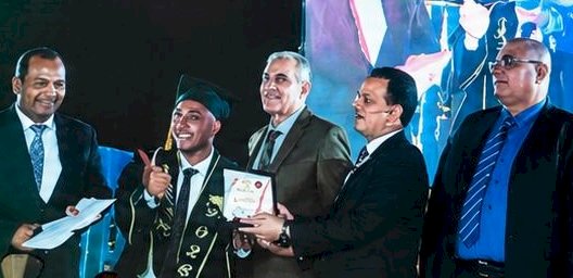 حماة العدالة بجامعة أسوان ..احتفالية مهيبة بتخريج الدفعة التاسعة من كلية الحقوق