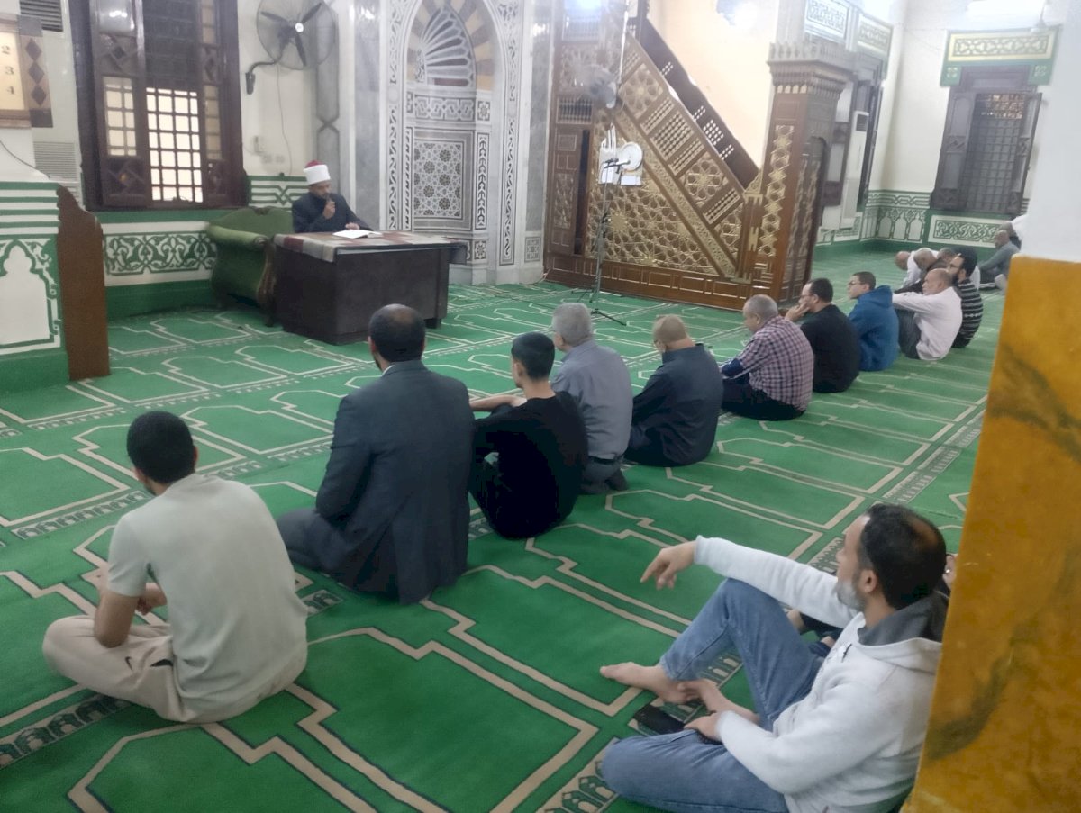 الأوقاف تواصل عقد الندوات العلمية بالمساجد الكبرى بأربعة محافظات