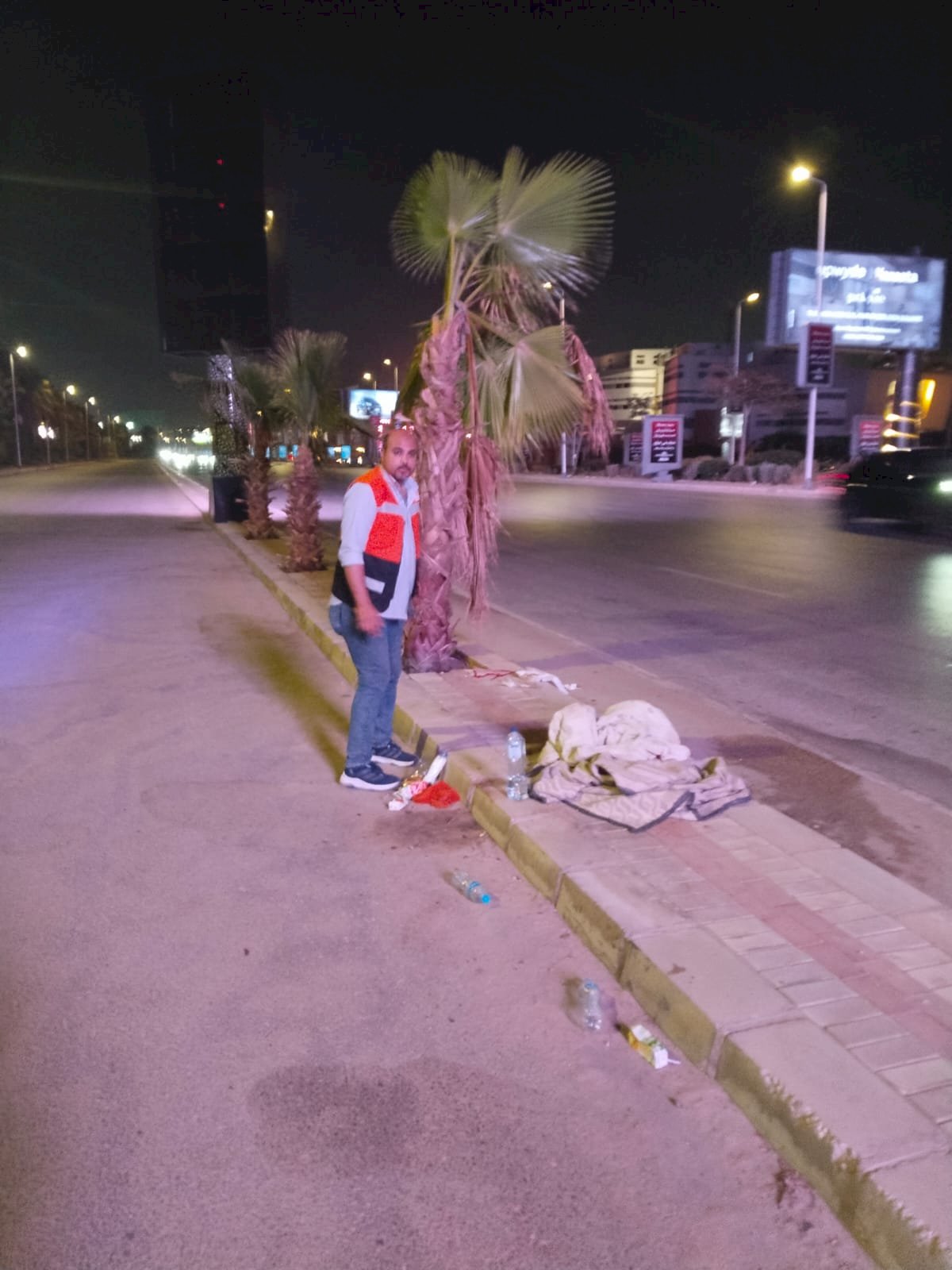 وزيرة التضامن توجه فريق التدخل السريع لفحص استغاثة سيدة بلا مأوى بالتجمع الخامس