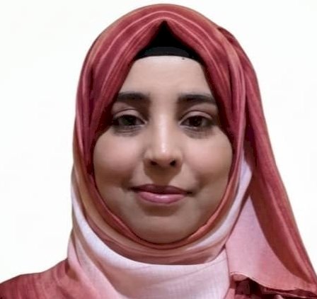 قصة قصيرة : عناق خلف القضبان... بقلم  لبنى القدسي- اليمن