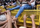 الهند.. حزب الصراصير يتعهد بإسقاط وزير التعليم