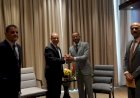 وزير الخارجية يلتقي نظيره العُماني ويبحثان سبل تعزيز العلاقات الثنائية ومستجدات الأوضاع الإقليمية