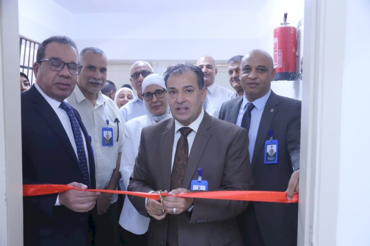 رئيس جامعة قنا يفتتح دار الضيافة (4) بمقر الجامعة