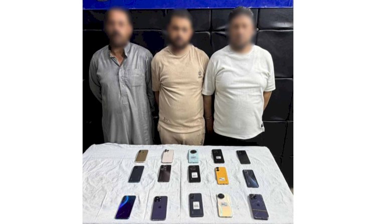 ضبط المتهمين بسرقة موبايل من حقيبة عامل بالقاهرة