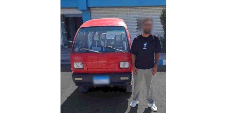 حقيقة منشور قيام سائق انزال ركبة من السيارة لخلافهما علي الاجرة بالاسكندرية