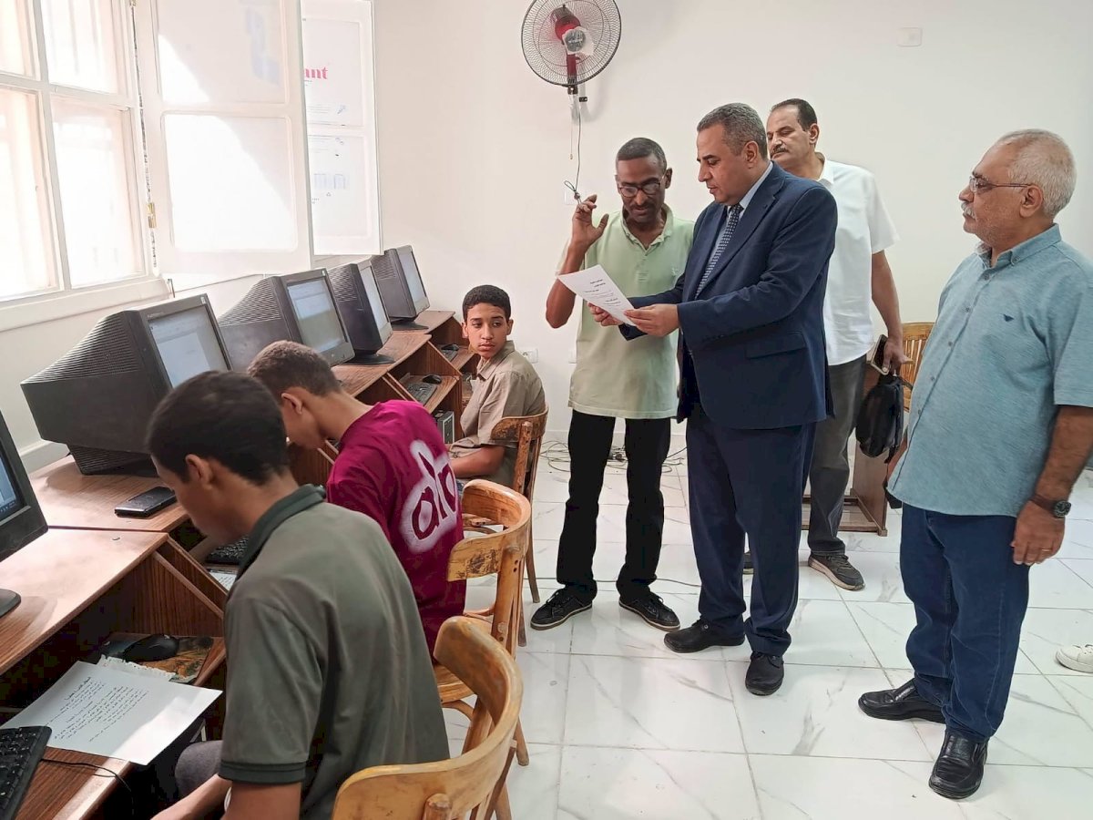 بدء اختبارات الفصول الملحقة لمدرسة المياه بمركز التطوير التكنولوجي بقنا