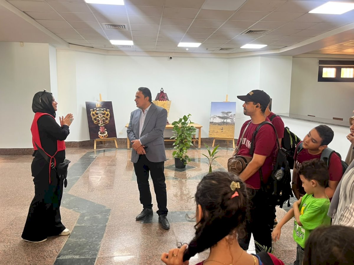 المجلس الأعلى للشئون الإسلامية ينظم زيارة لذوي الهمم إلى متحف الفنون الشعبية