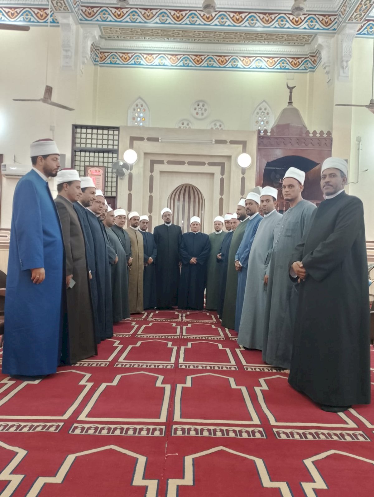 قوافل الأوقاف الدعوية تواصل رسالتها بالمناطق المستهدفة في السويس وبورسعيد لتعميق محبة النبي ﷺ