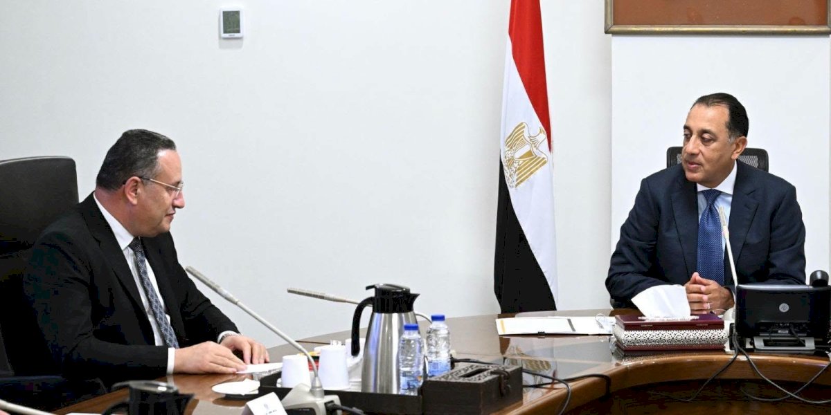 رئيس الوزراء يتابع جهود تطوير منظومة عمل الطلاب الوافدين