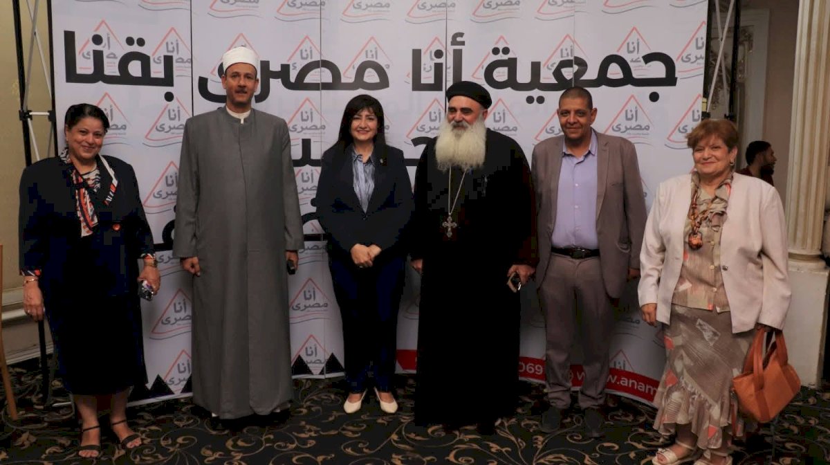 ليلة بطعم الوطنية:مائدة واحدة احتفالًا بعيد السيدة العذراء والمولد النبوي الشريف